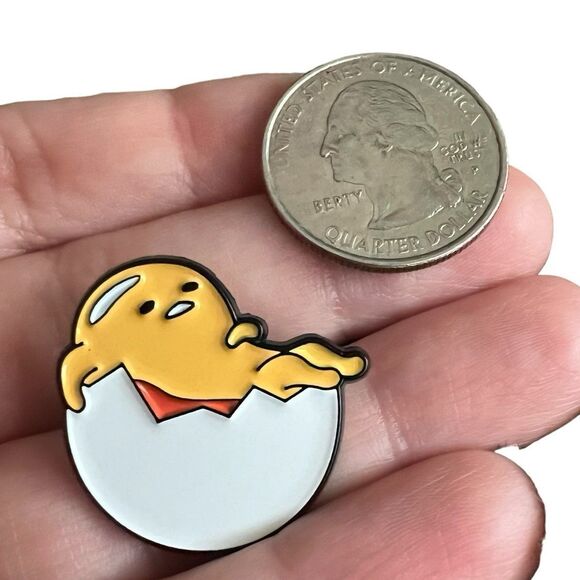 Kawaii Sleepy Egg Enamel Pin - Picture 5 of 7